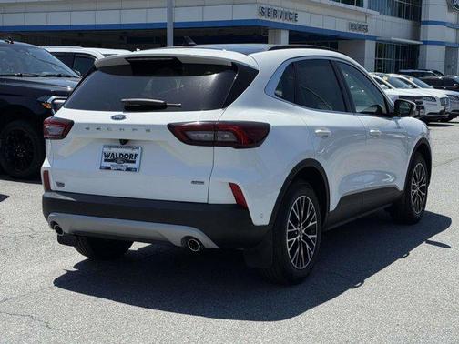 Star White Metallic Tri-Coat 2023 Ford Escape PHEV Base