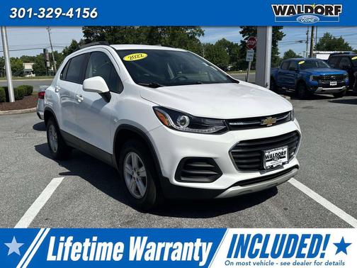Summit White 2022 Chevrolet Trax LT