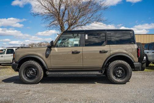 Marsh Gray 2026 Ford Bronco Outer Banks