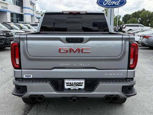 Sterling Metallic 2025 GMC Sierra 1500 Denali