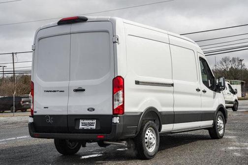 Oxford White 2026 Ford Transit-250 Base