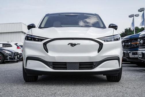 STAR WHITE MET TRI-COAT 2025 Ford Mustang Mach-E Premium