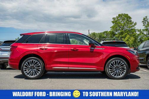 Red Carpet Metallic Tinted Clearcoat 2022 Lincoln Corsair Reserve