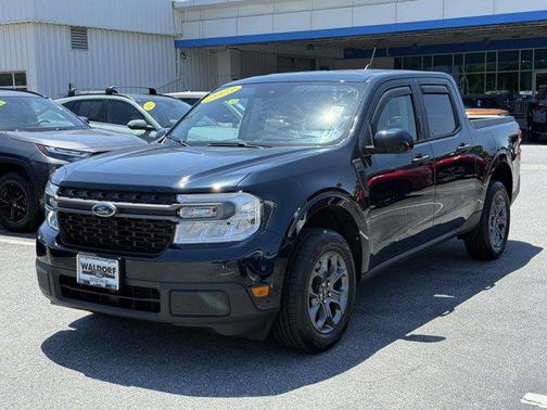 Alto Blue Metallic Tinted Clearcoat 2023 Ford Maverick XLT