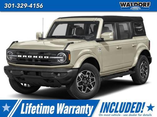 Desert Sand 2026 Ford Bronco Outer Banks