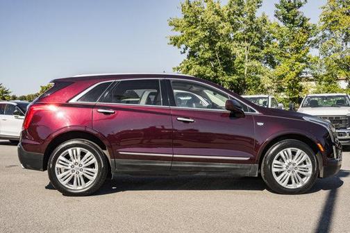 Deep Amethyst Metallic 2018 Cadillac XT5 Premium Luxury