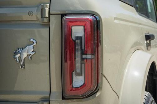 Desert Sand 2026 Ford Bronco Outer Banks