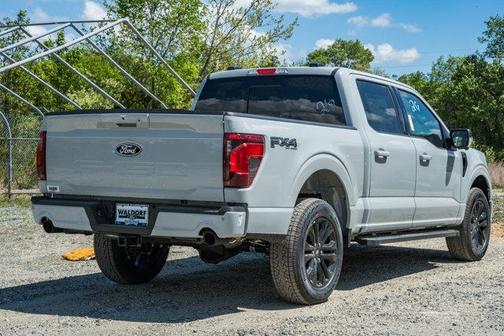 Avalanche 2026 Ford F-150 XLT