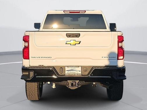 2026 Chevrolet Silverado 2500 Custom