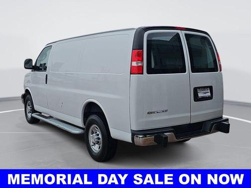 Summit White 2024 Chevrolet Express 2500 Work Van