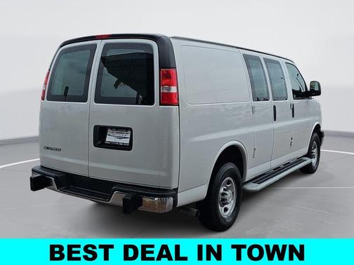 2024 Chevrolet Express 2500 Work Van