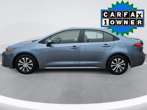 2022 Toyota Corolla Hybrid LE