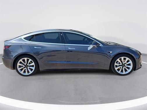 2019 Tesla Model 3 Performance