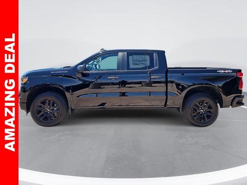 2025 Chevrolet Silverado 1500 Custom