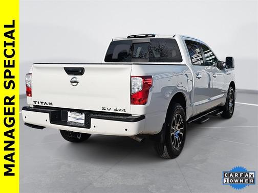 2021 Nissan Titan SV