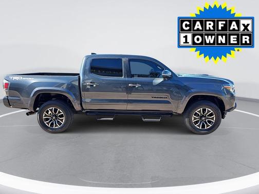 2020 Toyota Tacoma TRD Sport