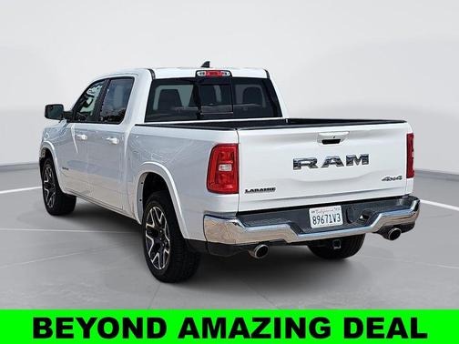 Bright White Clearcoat 2025 RAM 1500 Laramie