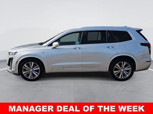 Radiant Silver Metallic 2020 Cadillac XT6 Premium Luxury FWD