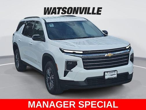 Summit White 2026 Chevrolet Traverse LT