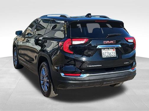 2022 GMC Terrain SLT