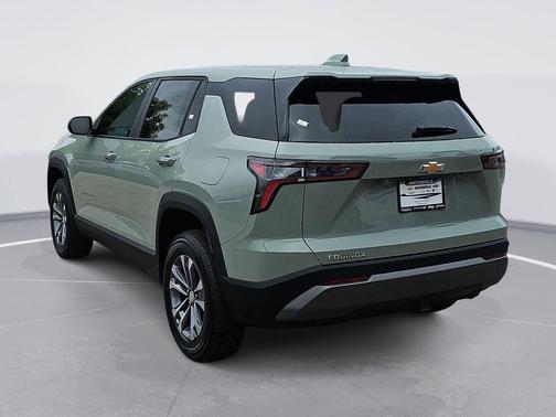 Green 2026 Chevrolet Equinox LT