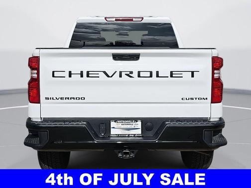 Summit White 2026 Chevrolet Silverado 1500 Custom Trail Boss