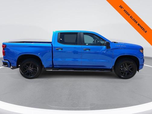 2025 Chevrolet Silverado 1500 Custom