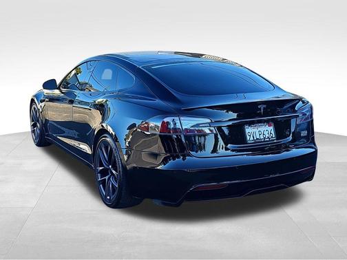 2021 Tesla Model S Plaid