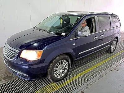 2014 Chrysler Town & Country Touring-L