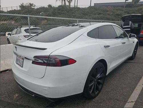 White 2015 Tesla Model S 85D