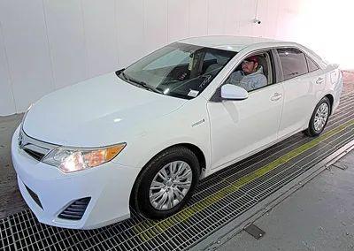 2014 Toyota Camry Hybrid LE