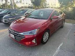 Red 2019 Hyundai ELANTRA SE
