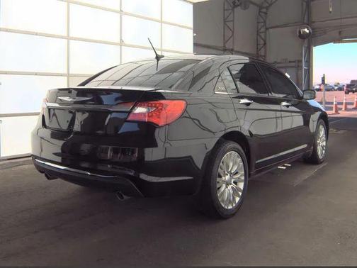 Black 2011 Chrysler 200 Limited