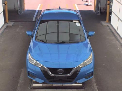 Blue 2021 Nissan Versa 1.6 SV