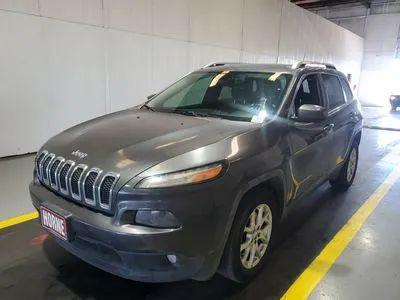 Gray 2015 Jeep Cherokee Sport