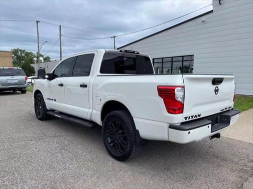 2018 Nissan Titan SV