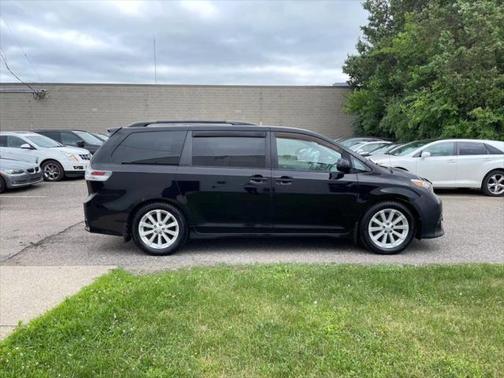 2011 Toyota Sienna SE