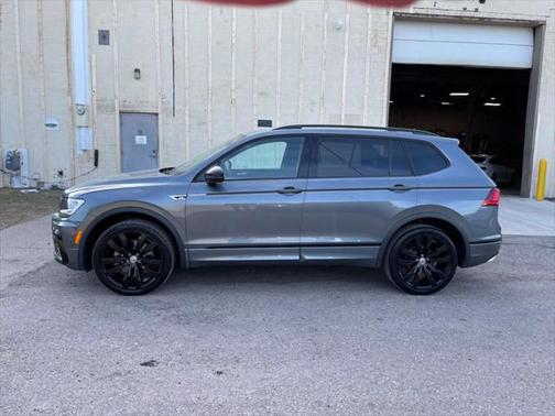 2021 Volkswagen Tiguan 2.0T SE R-Line Black 4MOTION