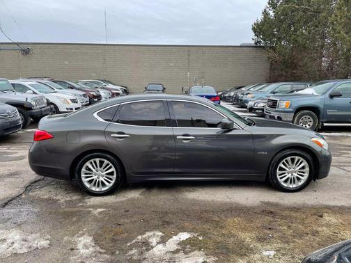 2012 INFINITI M35h Base