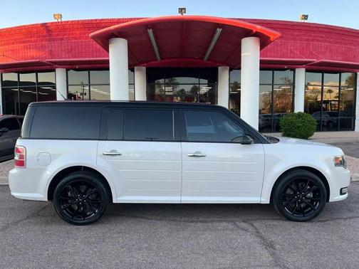 White Platinum Metallic Tri-Coat 2016 Ford Flex SEL
