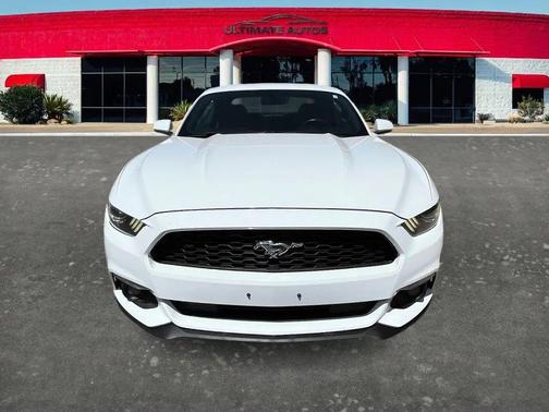 Oxford White 2015 Ford Mustang V6