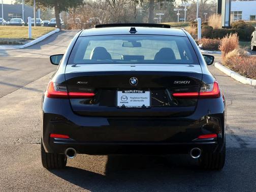 2025 BMW 330 i xDrive