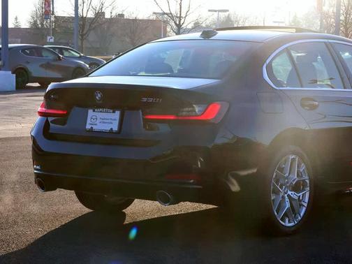 2025 BMW 330 i xDrive