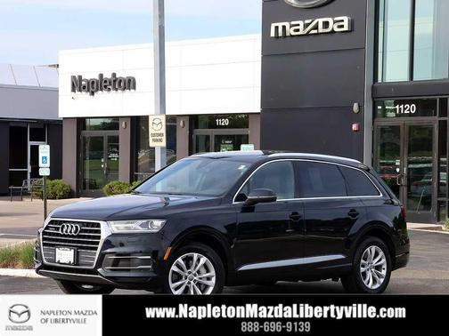 Ink Blue Metallic 2017 Audi Q7 2.0T Premium