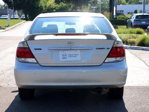 Lunar Mist Metallic 2006 Toyota Camry SE