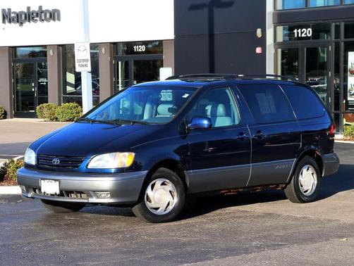 2002 Toyota Sienna XLE