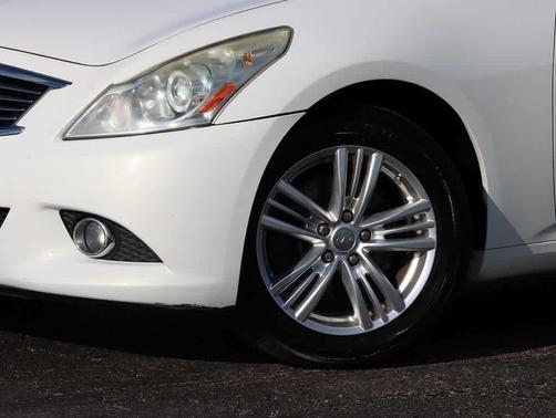 2013 INFINITI G37x Base