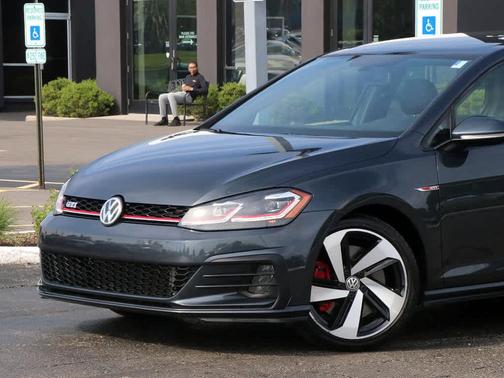 2018 Volkswagen Golf GTI 2.0T Autobahn 4-Door