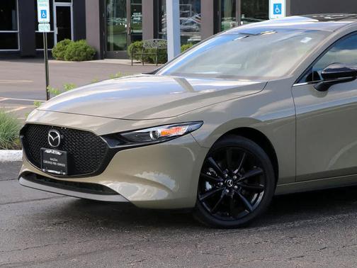 2025 Mazda Mazda3 CE T
