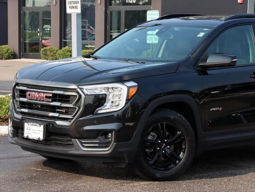 2022 GMC Terrain AT4